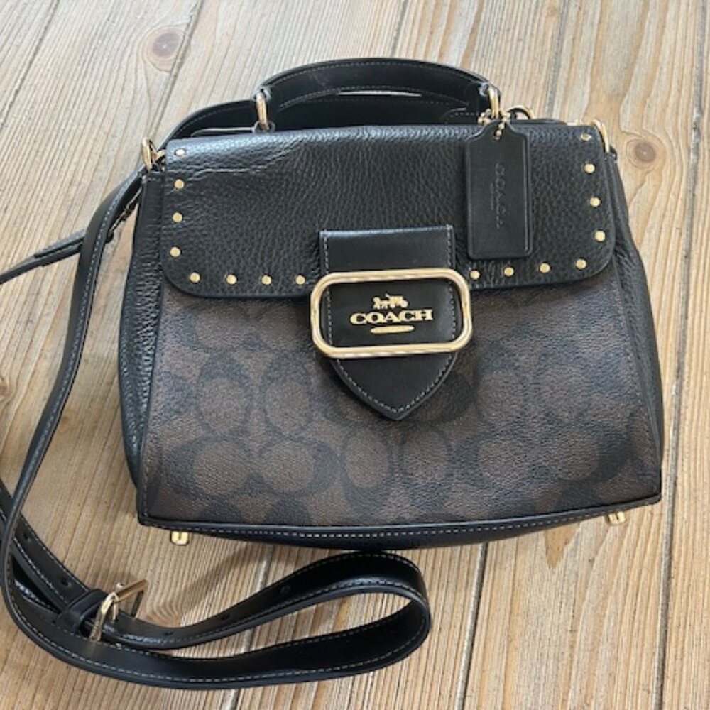 Coach New York Black Leather Shoulder Handbag - NO-H2291 -CF322  Pre- Owned.